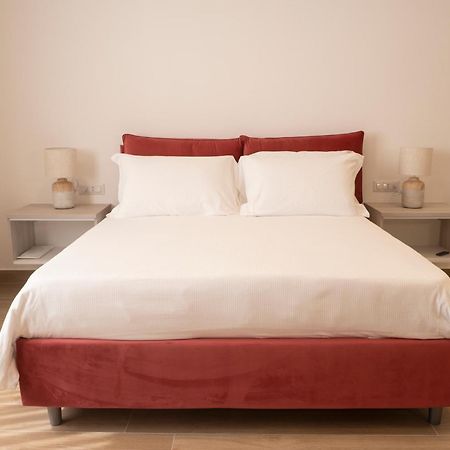 Monumental Luxury Rooms Caserta Exterior foto