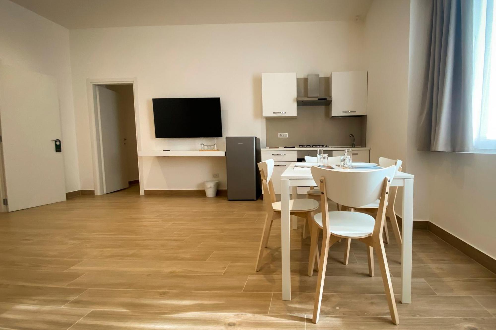 Monumental Luxury Rooms Caserta Exterior foto